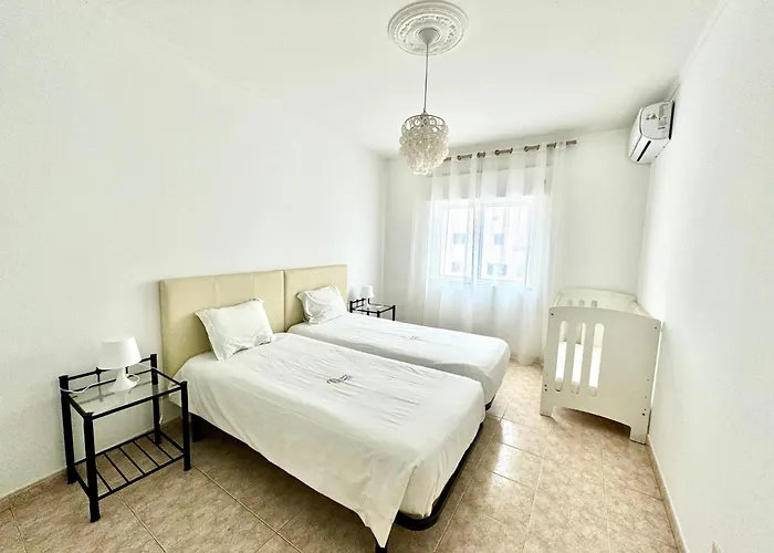 Millenium Vista Mar- 2 Passos Da * Quarteira