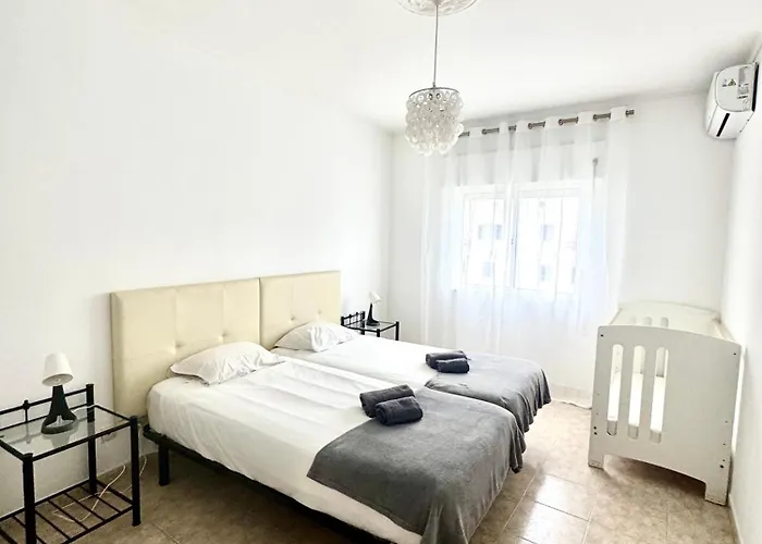 Millenium Vista Mar- 2 Passos Da * Quarteira